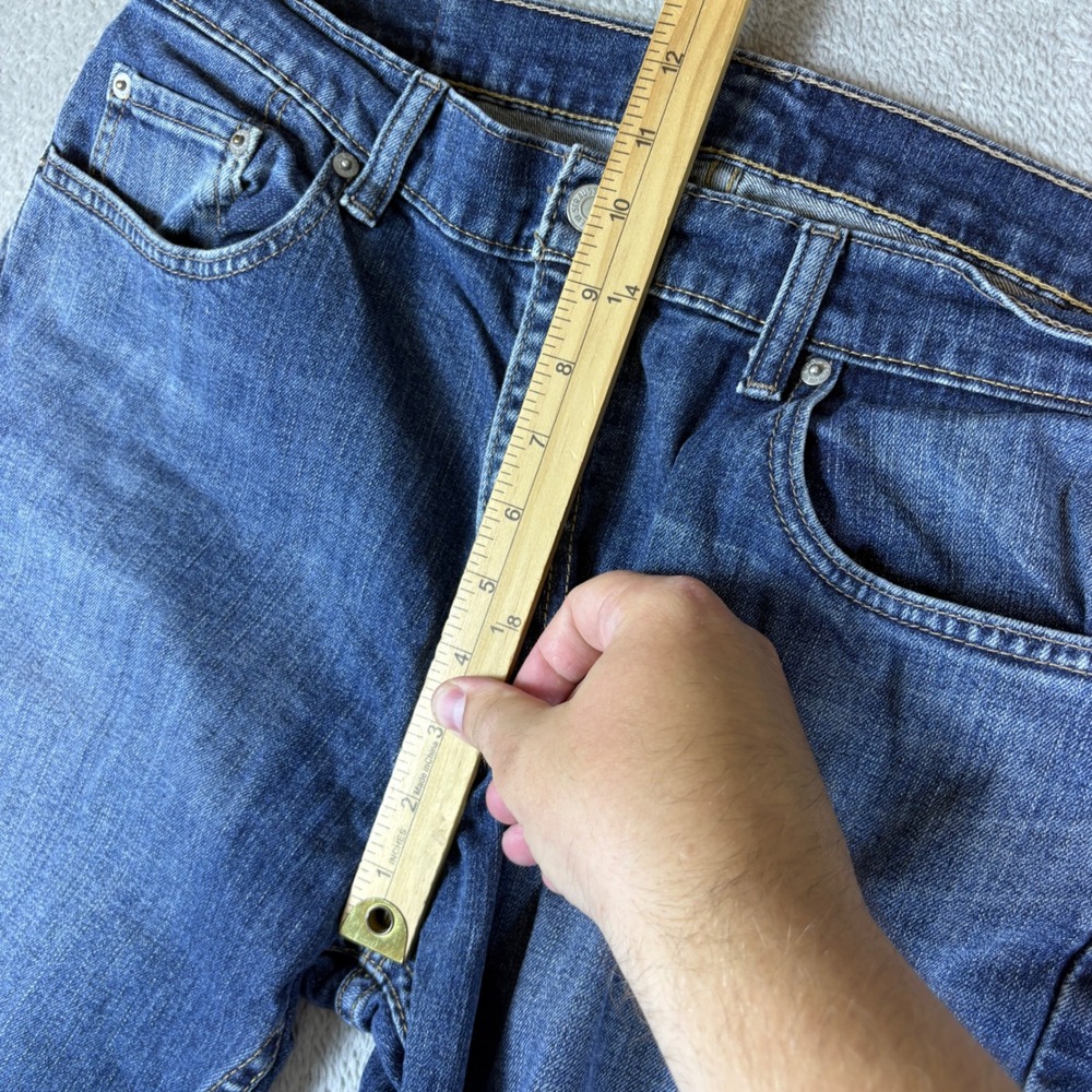 Levi's Jeans Mens 36 559 Relaxed Straight Blue‎ Whiskered Faded Stretch Denim - Picture 5 of 8
